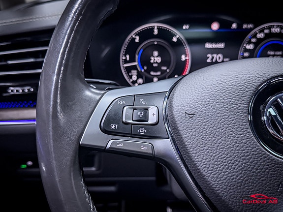 Volkswagen Touareg 24 of 30