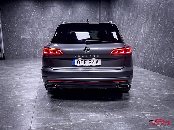 Volkswagen Touareg 6 of 30