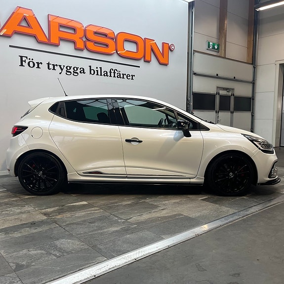 Renault Clio 3 of 13