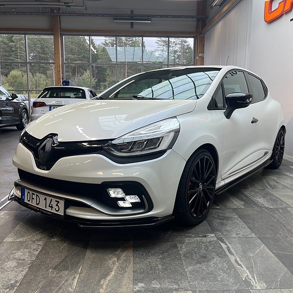 Renault Clio 5 of 13
