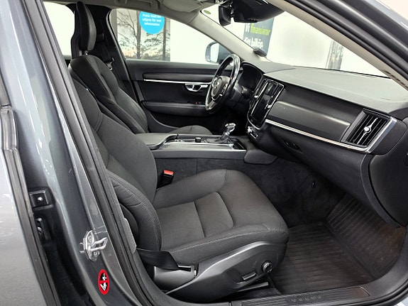 Volvo V90 Cross Country 6 of 20