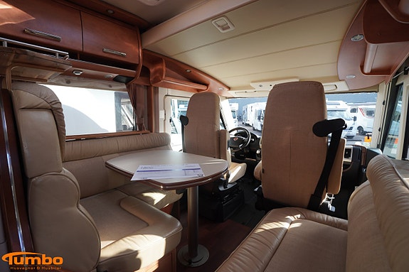 Carthago CHIC C-LINE XL 5.5 LE Automat Drag Solcell 2 of 21