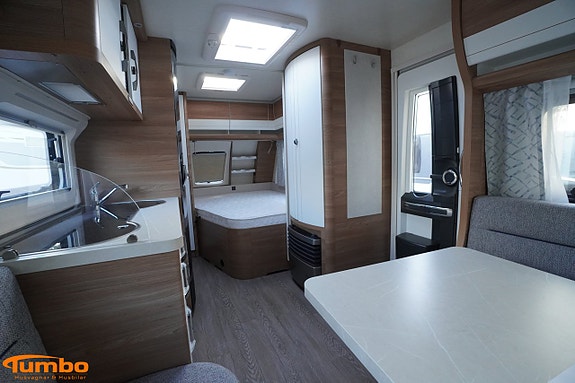 Hobby 460 UFE DE LUXE, Lufttält 5 of 19