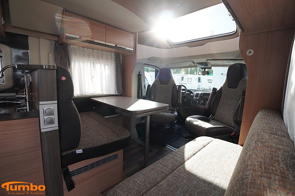 Knaus Sky Wave 700 ACx2 Alde 2 of 18
