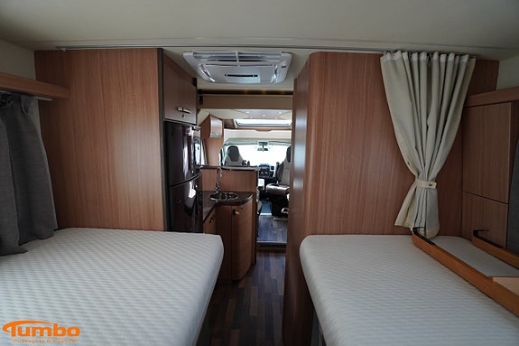 Knaus Sky Wave 700 ACx2 Alde 11 of 18