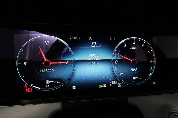 Mercedes-Benz E300 25 of 30