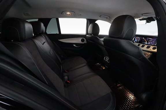 Mercedes-Benz E300 22 of 30