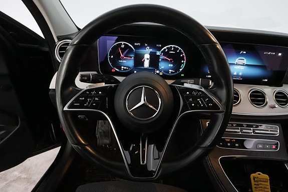 Mercedes-Benz E300 16 of 30