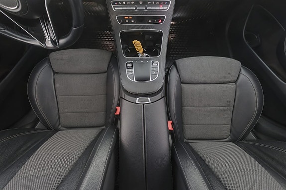 Mercedes-Benz E300 20 of 30