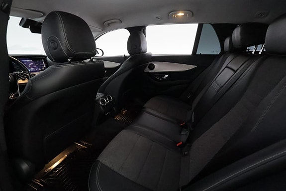 Mercedes-Benz E300 21 of 30