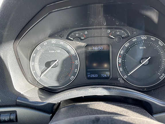 Skoda Octavia 6 of 6