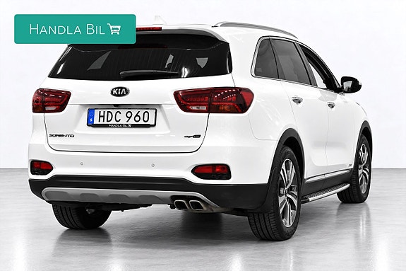 Kia Sorento 5 of 30