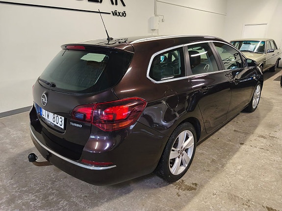 Opel Astra 6 of 17