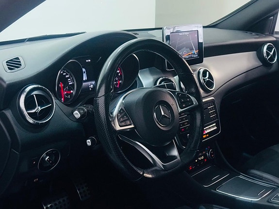 Mercedes-Benz CLA220 d 10 of 19