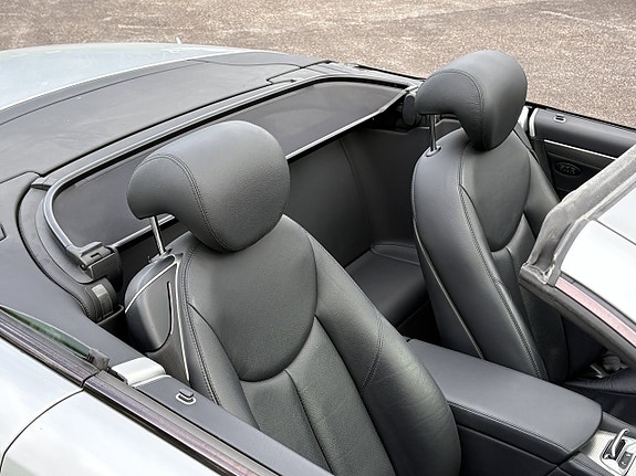 Mercedes-Benz SL350 14 of 25
