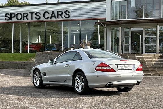 Mercedes-Benz SL350 4 of 25