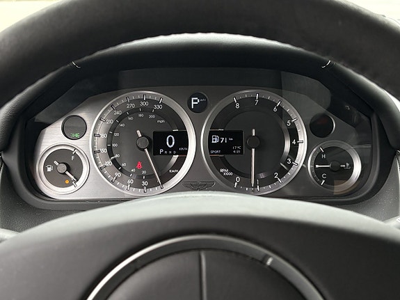 Aston Martin DB9 15 of 25