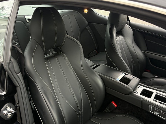 Aston Martin DB9 10 of 25