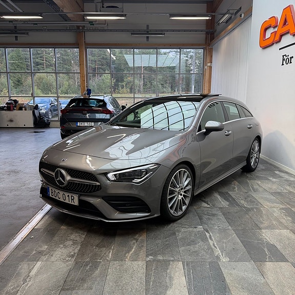 Mercedes-Benz CLA250 3 of 11
