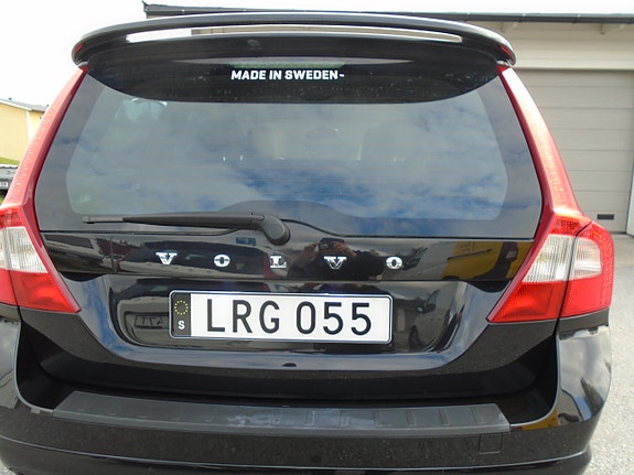 Volvo V70 7 of 9