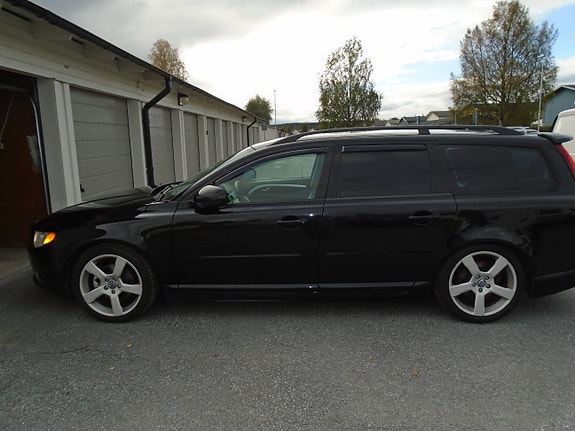 Volvo V70 6 of 9