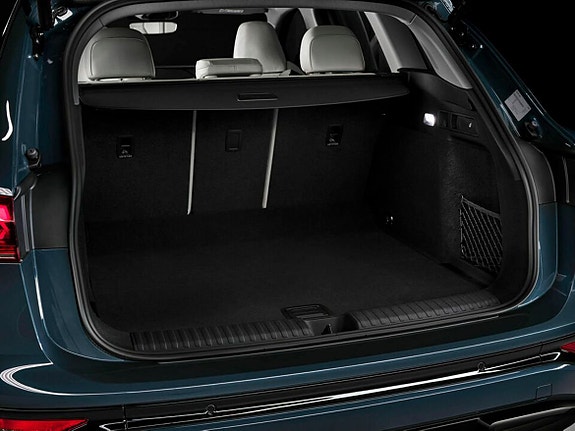 Audi Q6 e-tron 6 of 6