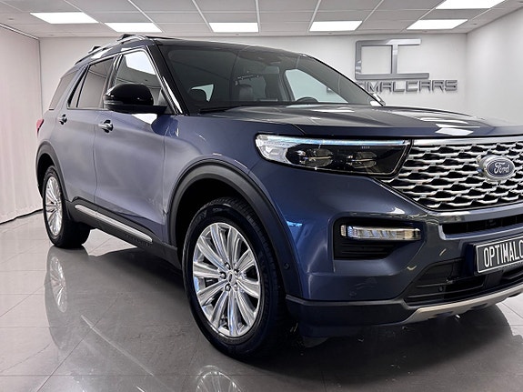 Ford Explorer 2 of 19