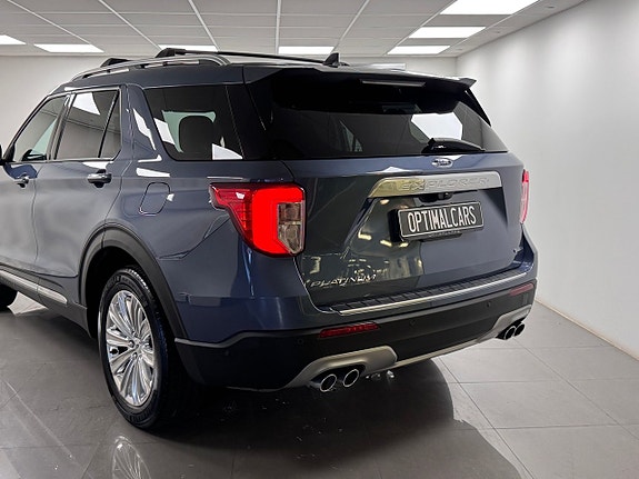 Ford Explorer 18 of 19