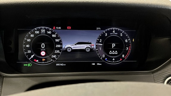 Land Rover Range Rover Velar 16 of 20