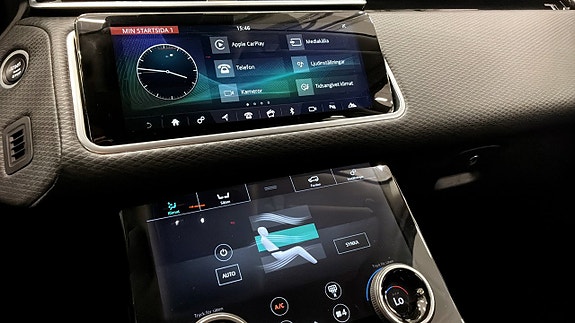 Land Rover Range Rover Velar 17 of 20