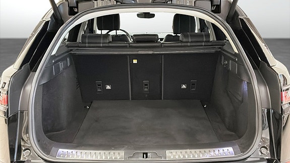Land Rover Range Rover Velar 10 of 20