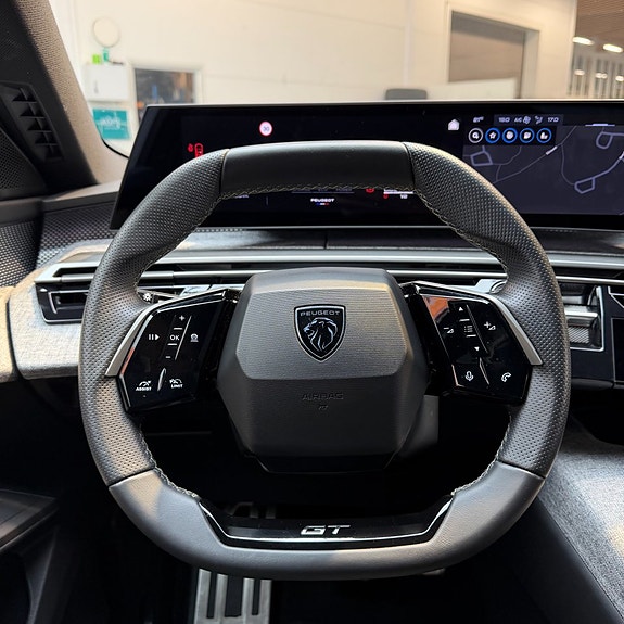 Peugeot 5008 10 of 12