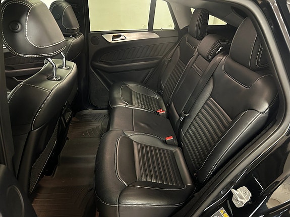 Mercedes-Benz GLE350 d 13 of 29