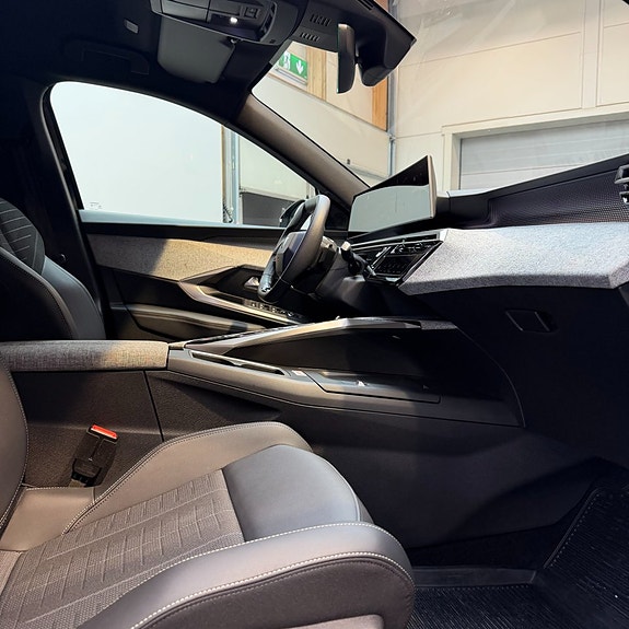 Peugeot 5008 11 of 12