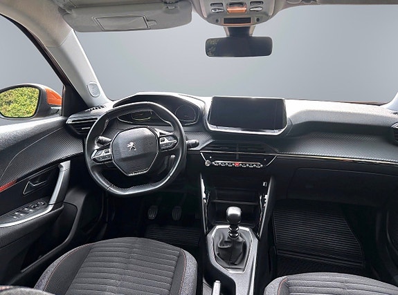 Peugeot 2008 10 of 14