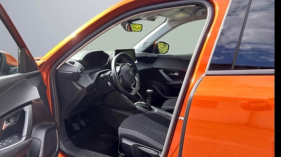 Peugeot 2008 11 of 14