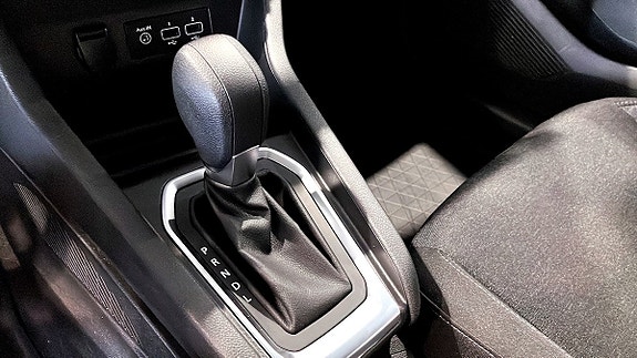 Renault Clio 12 of 14