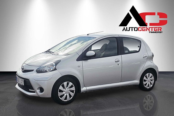 Toyota Aygo 5 of 11