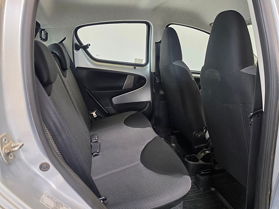 Toyota Aygo 10 of 11
