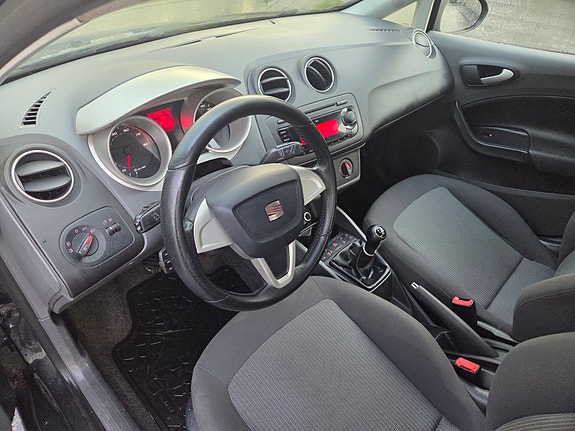 Seat Ibiza 30 of 30