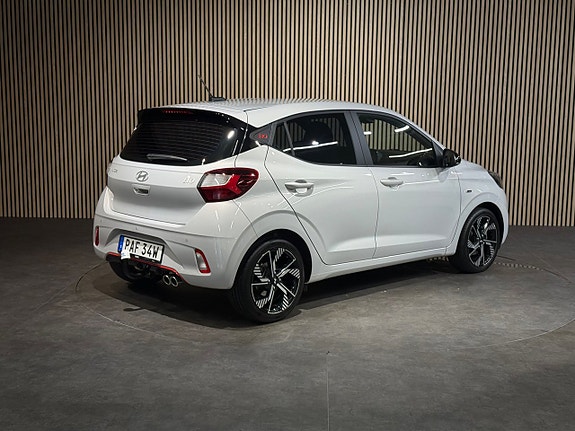 Hyundai i10 4 of 24