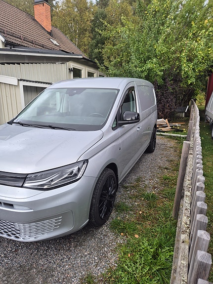 Volkswagen Caddy Maxi 5 of 5
