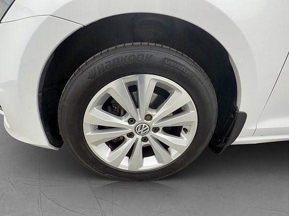 Volkswagen Golf I 27 of 28