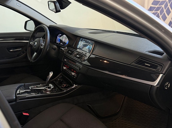 BMW 520d 14 of 19