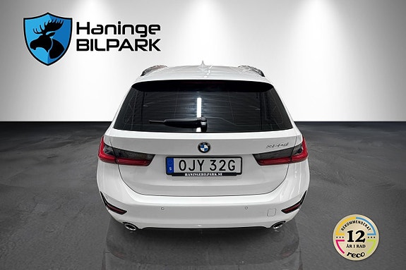 BMW 320d 9 of 26