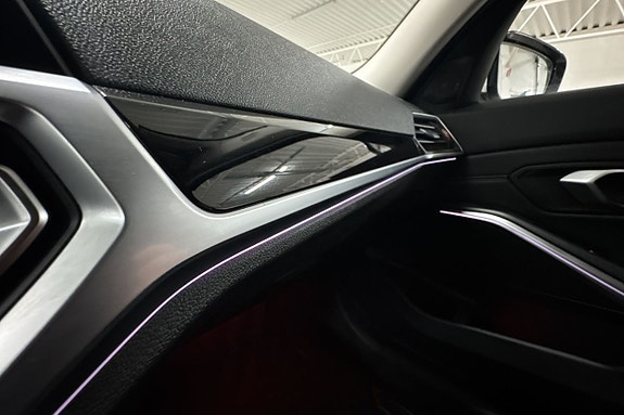 BMW 320d 21 of 26