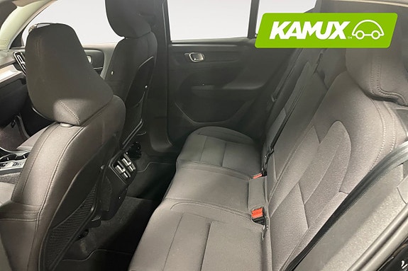 Volvo XC40 14 of 26