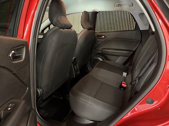Renault Captur 12 of 25