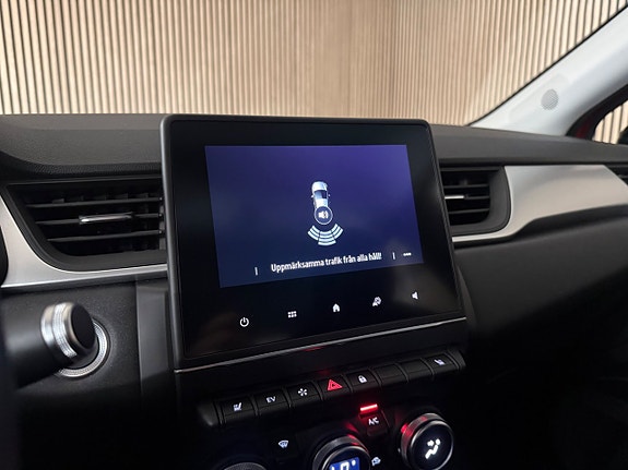 Renault Captur 25 of 25