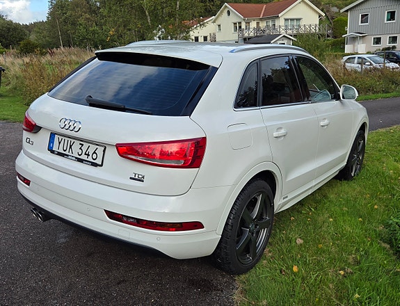 Audi Q3 4 of 8